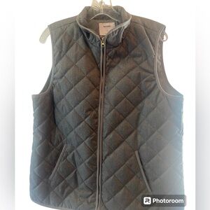 Old Navy Women’s Quilted vest